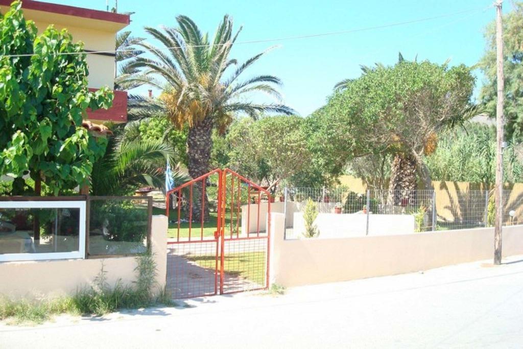 Adonis Beach Hotel イラクリオン エクステリア 写真